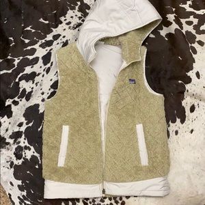 Patagonia reversible vest